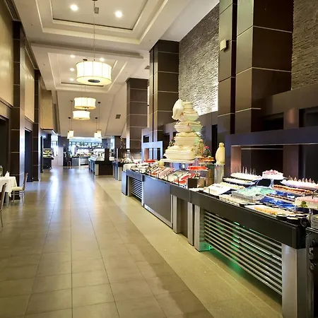 Rezort Limak Lara Deluxe & Antalya